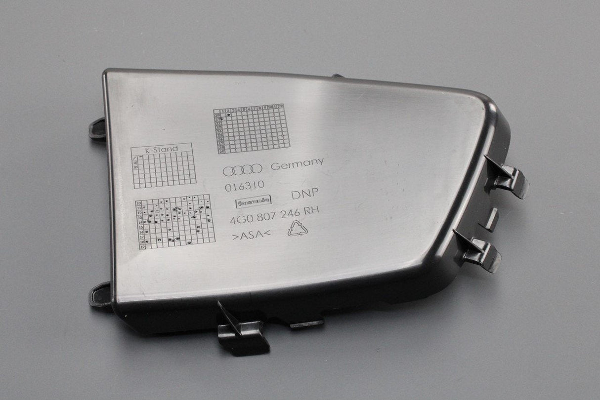 Audi A6 C7 2011-2014 fog light trim grille (front right) 4G0807246