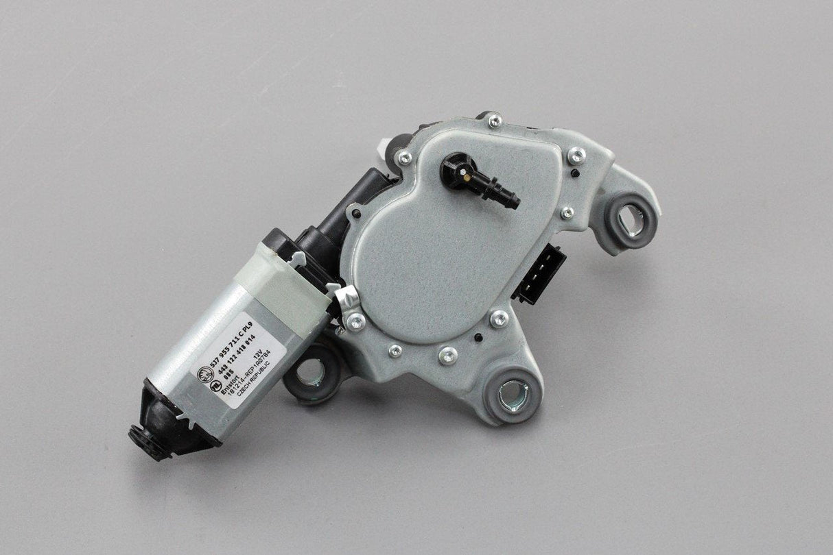 Skoda Yeti 5L 2014-2018 window wiper motor (rear) 5J7955711C