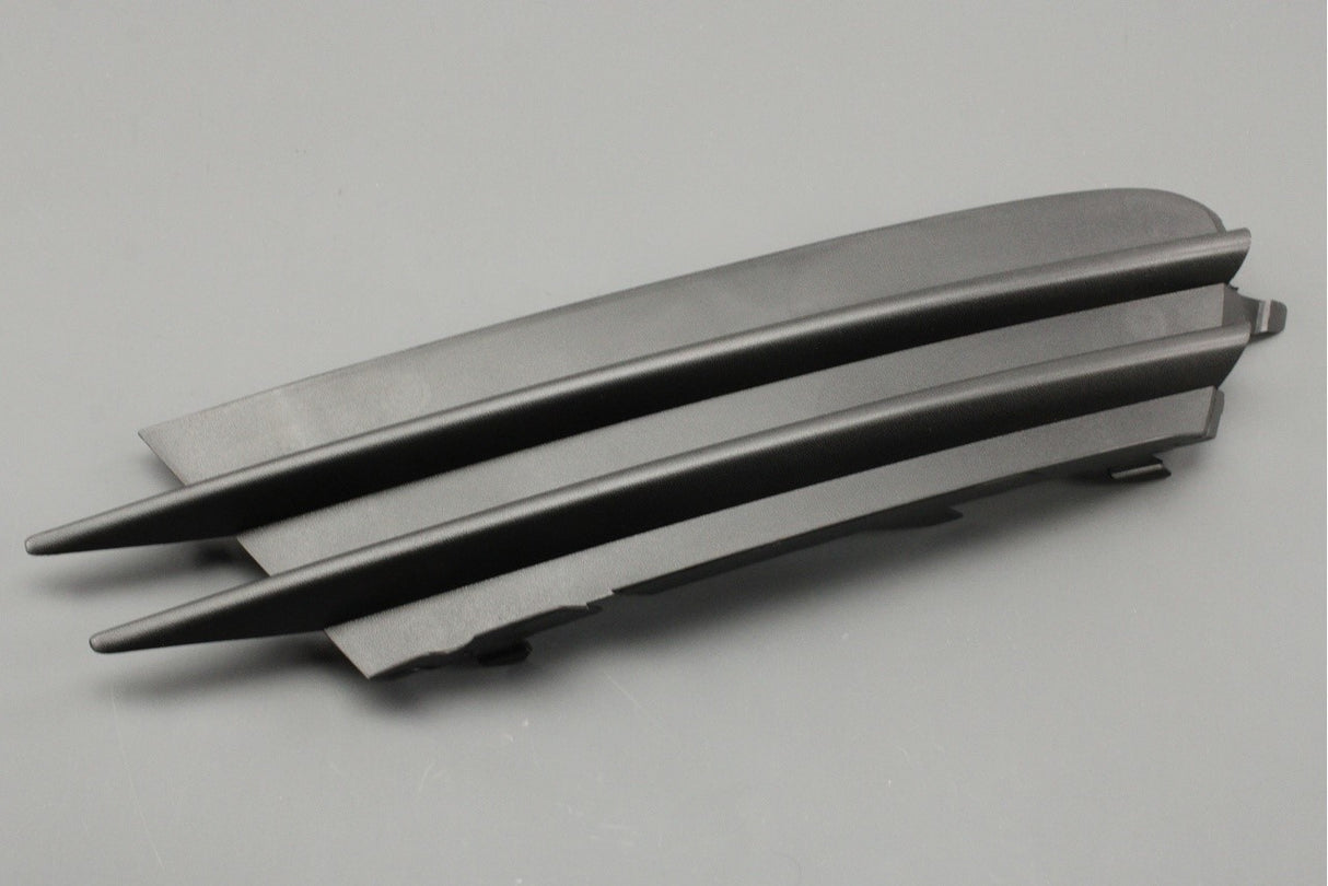 VW Scirocco 2009-2014 lower front bumper grille (right) 1K8853666B 9B9