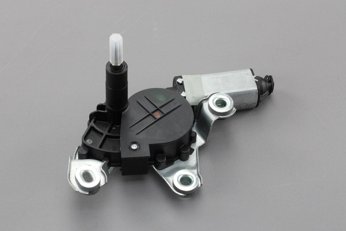 Skoda Yeti 5L 2014-2018 window wiper motor (rear) 5J7955711C
