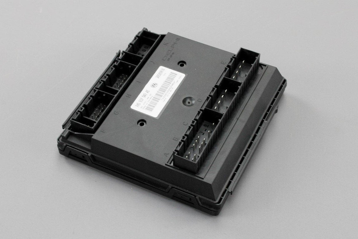 VW Transporter T5 2004-10 Onboard supply control unit BCM 7H0937049AE