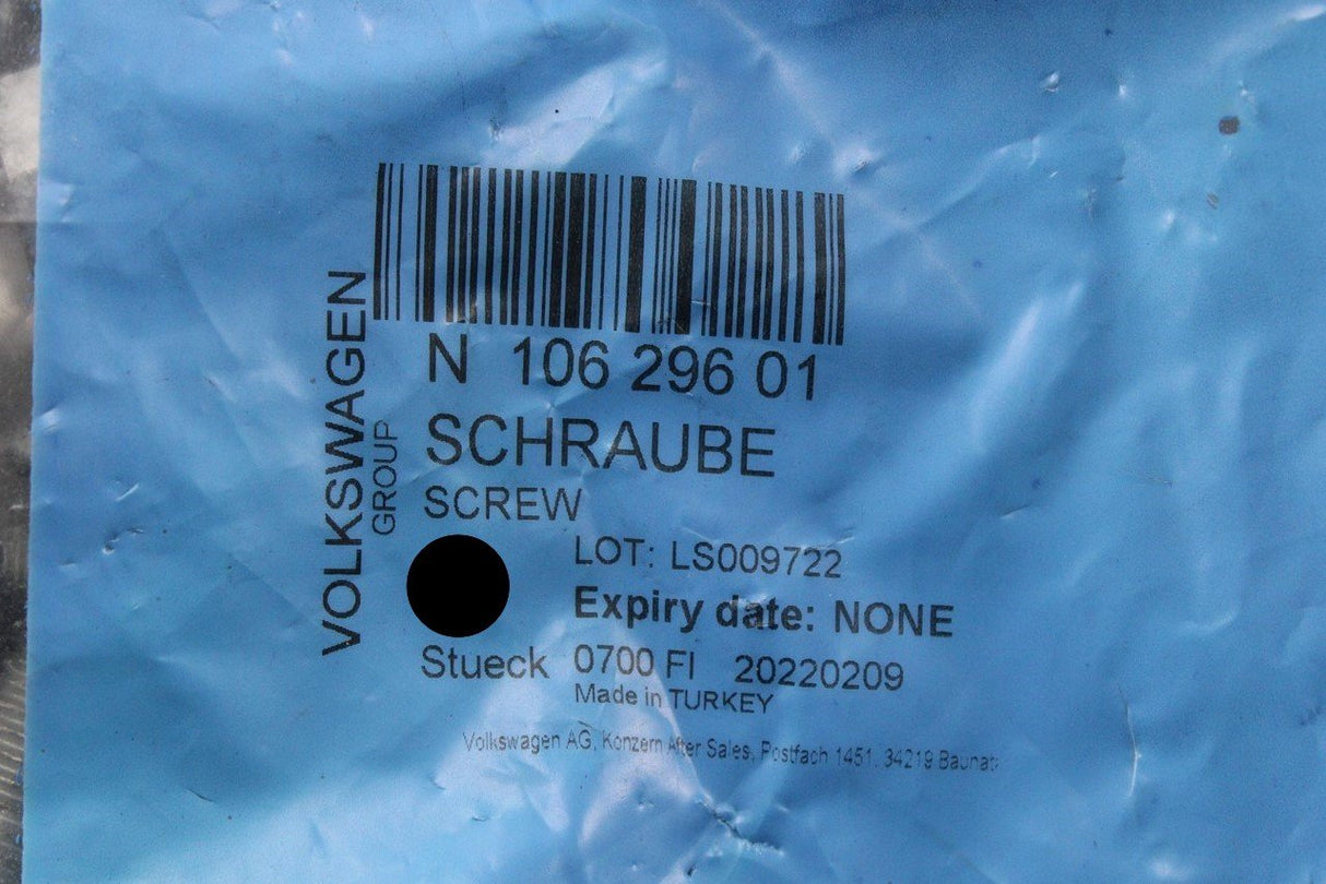 VW Audi Skoda SEAT hexagon head M10x35 N10629601