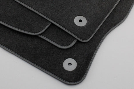SEAT Ateca 2016-on carpet floor mats set UK RHD 575863011A LOE