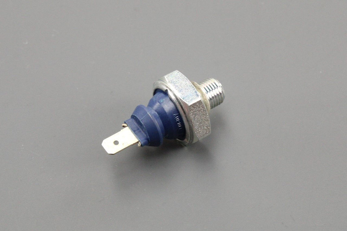 VW Caddy Audi 80 Skoda Felicia SEAT Ibiza oil pressure switch 028919081H