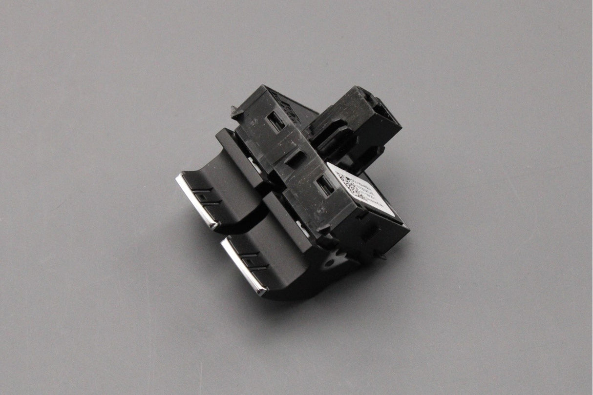 VW Golf MK7 13-16 MK7.5 Crafter 17-on front window switch 5G0959858E WZU