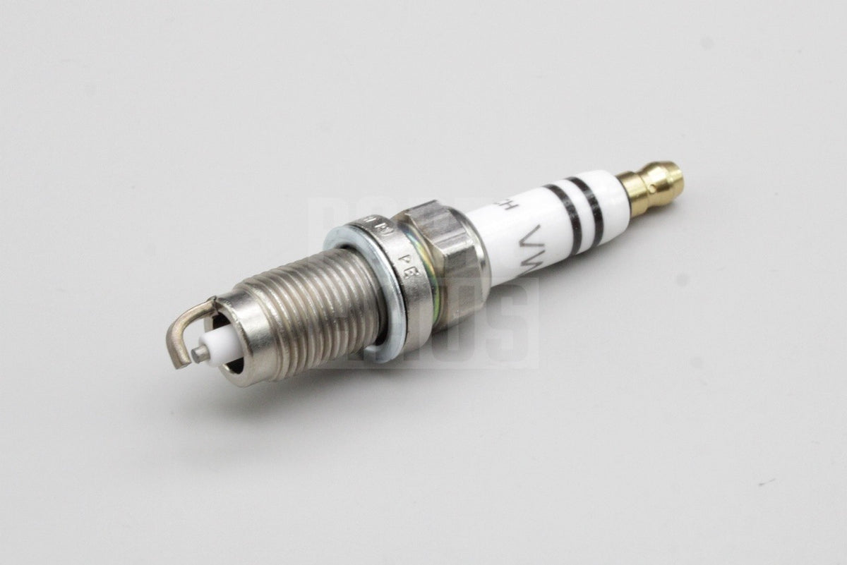 VW Audi Skoda SEAT 1.4 2.0 longlife sparkplugs (x4) 101905601F