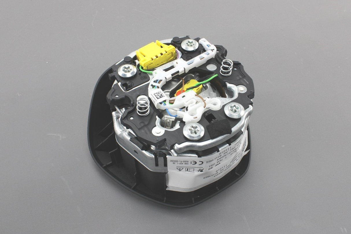 VW Transporter T6 2016-2020 steering wheel airbag unit 7E0880201AS81U