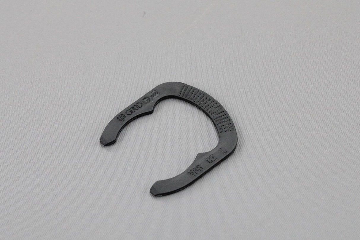 VW Audi Skoda SEAT Coolant hosing retaining clip 03C121142