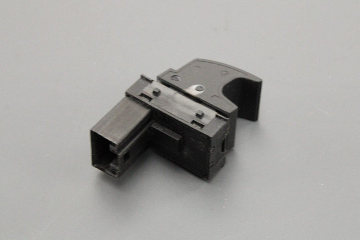 VW Touareg 2003-10 single electric window switch (rear) 7L6959855C REH
