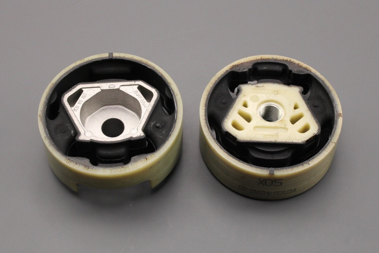 VW Golf Audi A3 Skoda SEAT CUPRA lower engine mount bushes kit 8V0198037