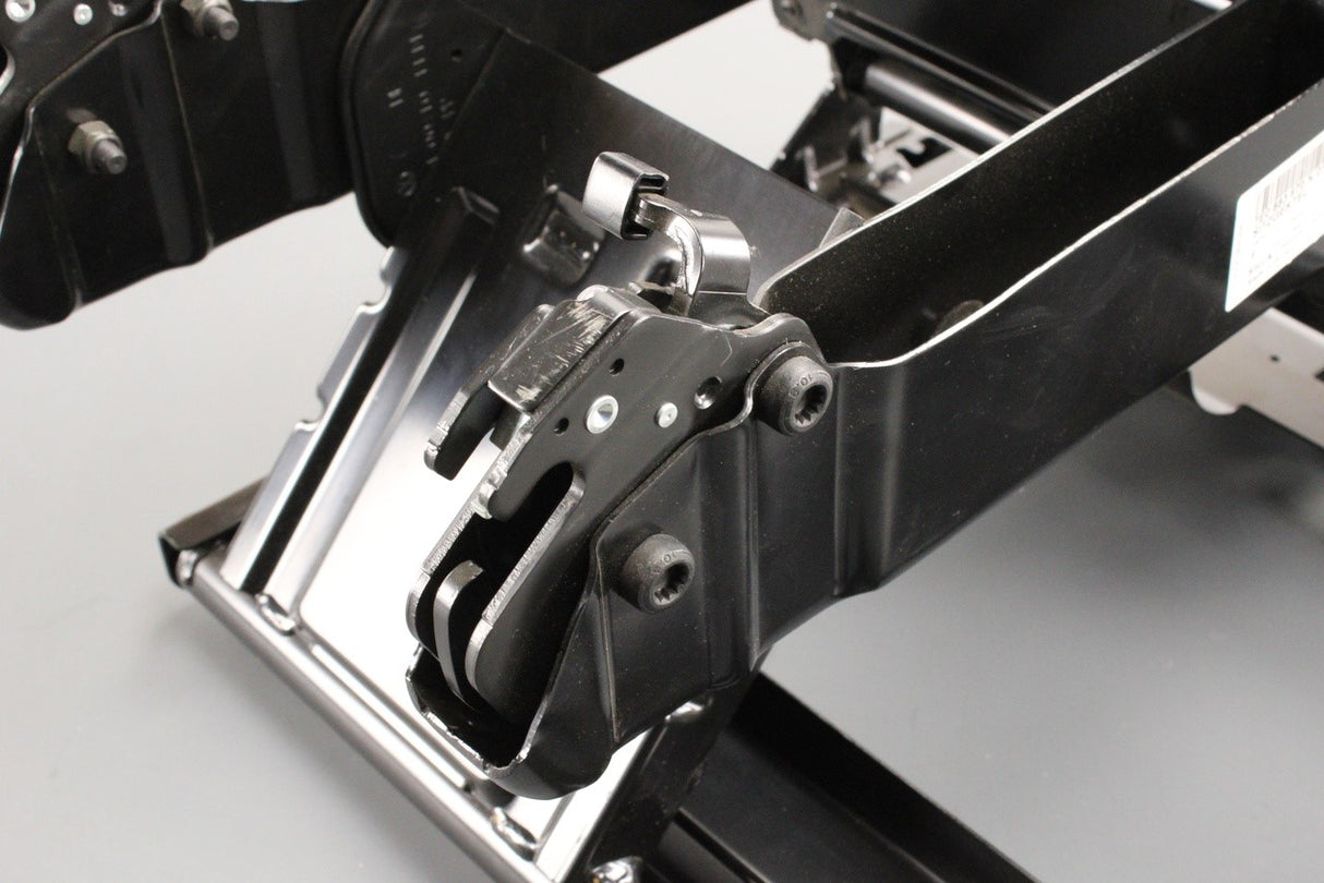 VW Transporter T6 T6.1 bench seat base frame (right) 7E0883670N 01A