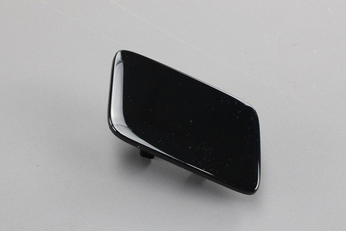 Skoda Yeti 2014-2018 headlight washer cover (right) 5L0955110D