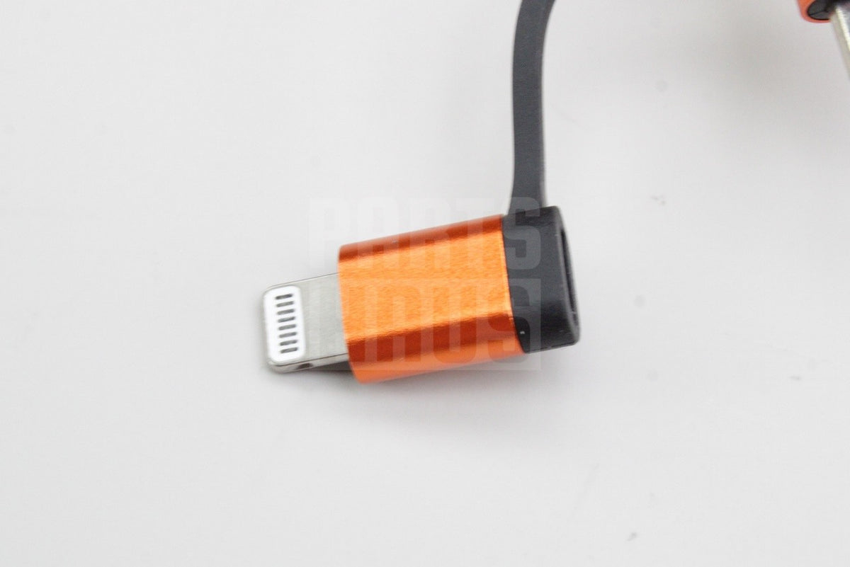 SEAT accessory 3-in-1 usb charging cable 000051444AS