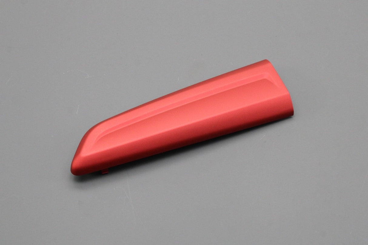 Audi Q2 2017-on interior door pull trim (front right) 81A867586 VT4