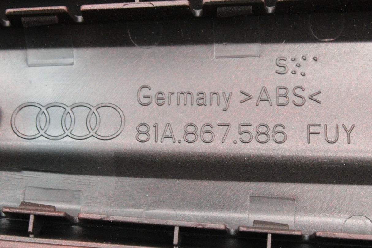 Audi Q2 2017-on interior door pull trim (front right) 81A867586 VT4
