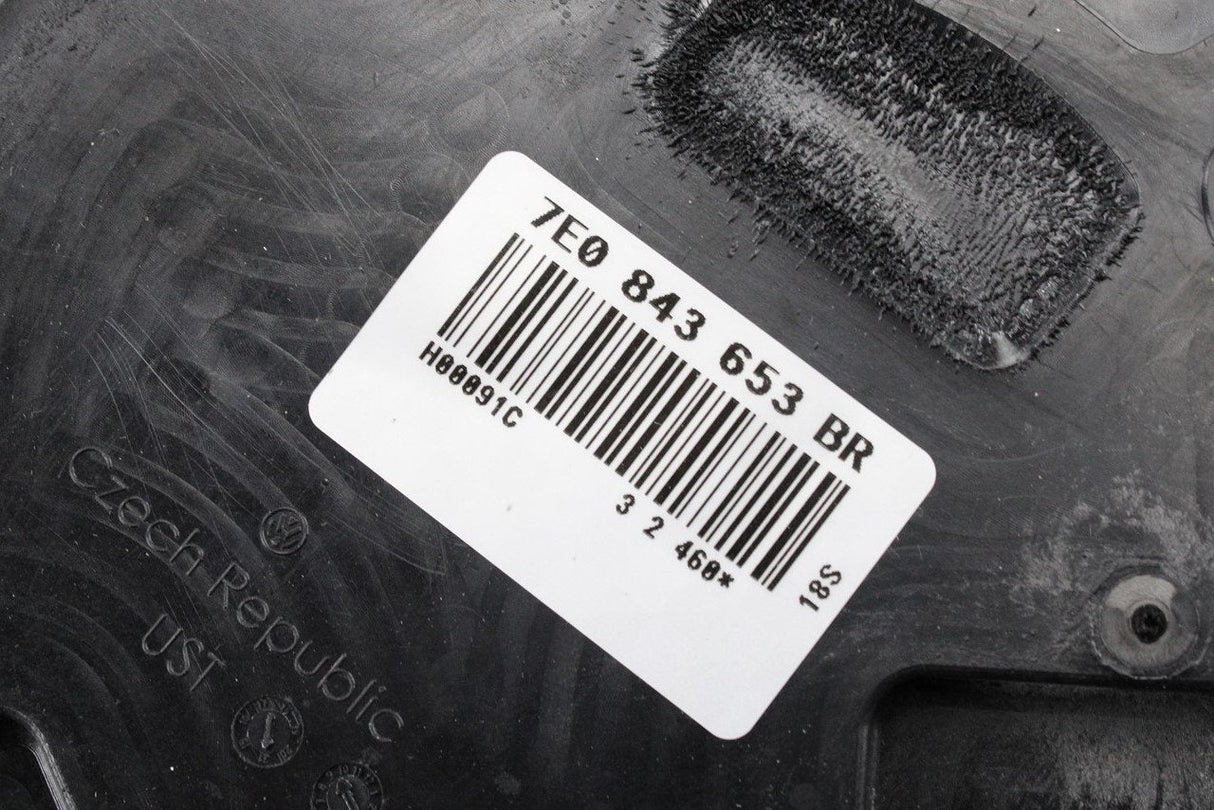 VW Transporter T5 T5.1 T6 sliding door lock mechanism (left) 7E0843653BR