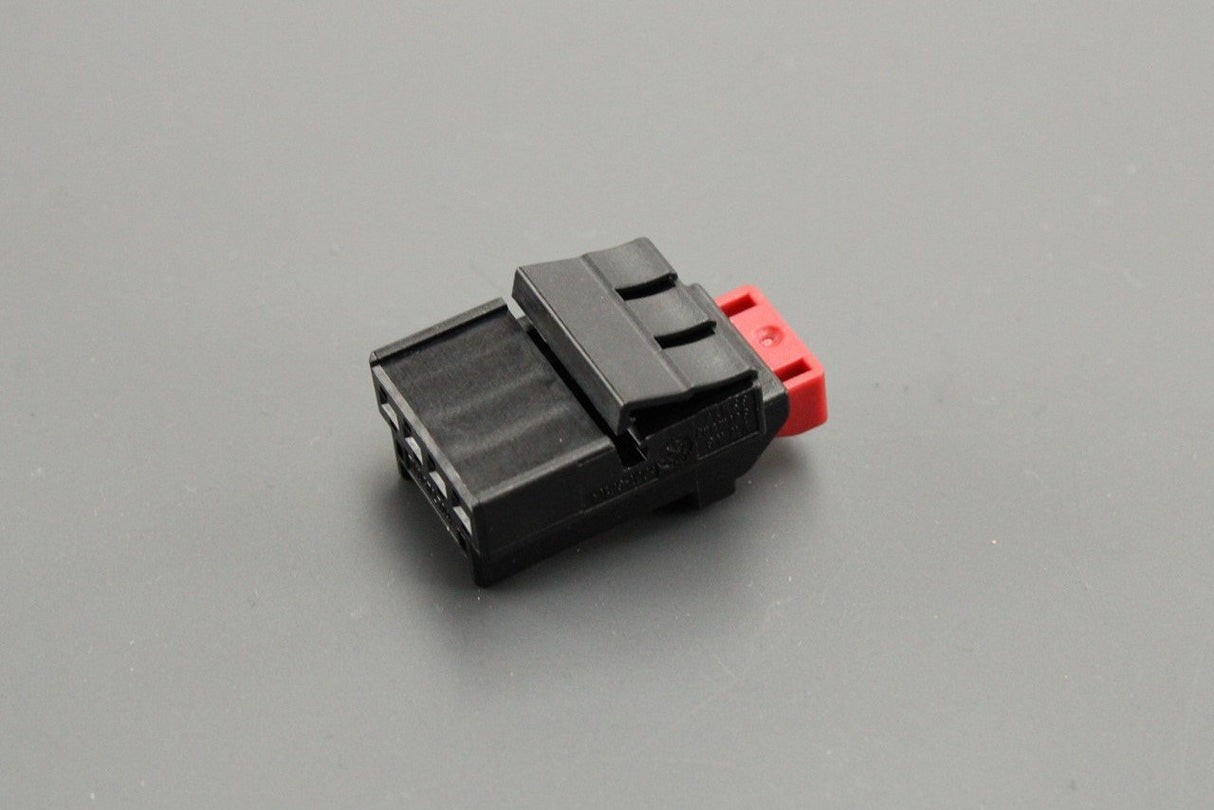 VW Golf MK8 Polo AW Audi Skoda SEAT 4 pin tail light connector 7N0972704