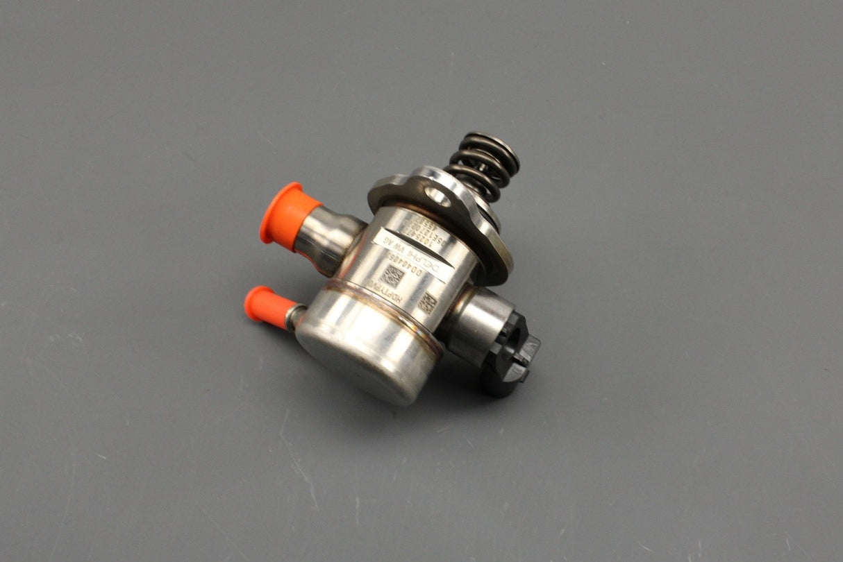 VW Golf MK8 Audi A3 Skoda Fabia SEAT Leon 1.5 TSI fuel pump 05E127027D