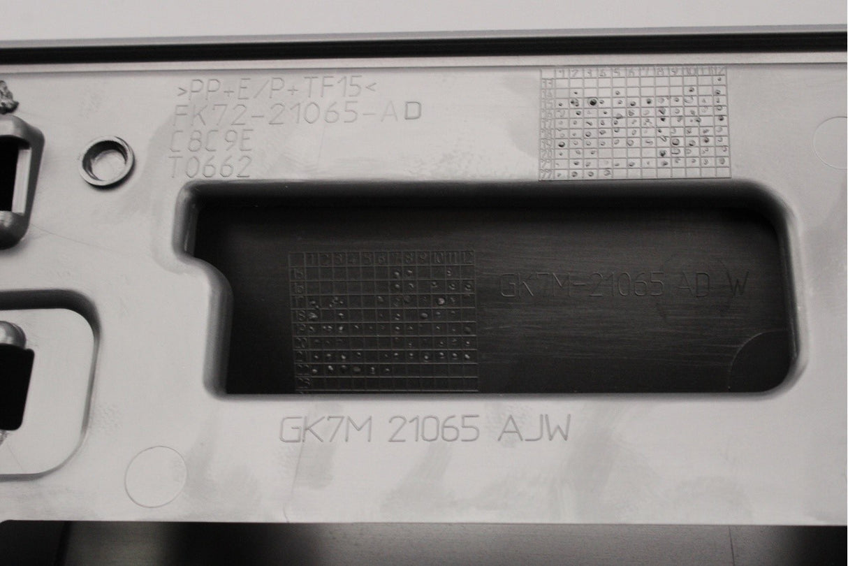 Land Rover Discovery Sport 2015-on door moulding (front left) LR087420