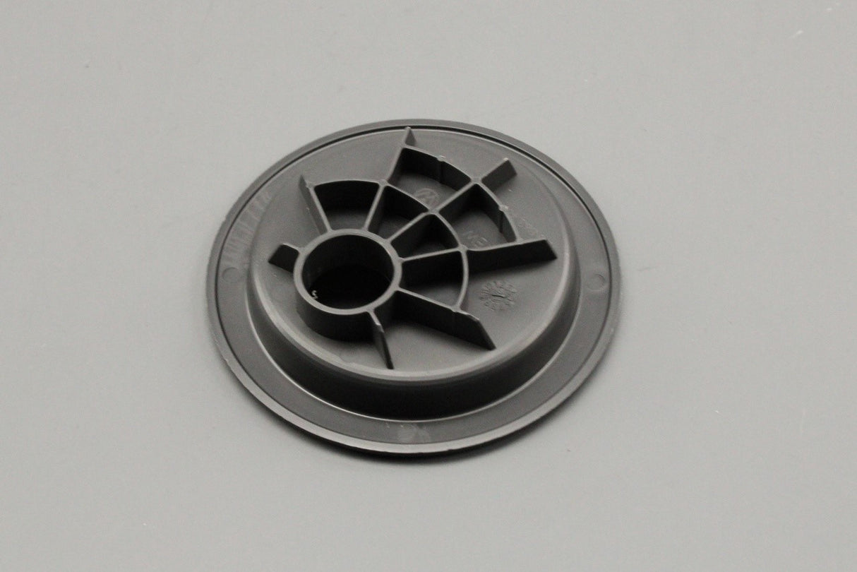 VW Transporter T5 T6 T6.1 tie down point surround trim 7H0863467 9B9