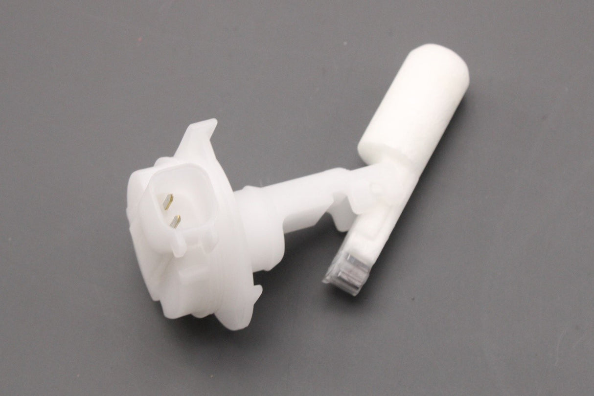 Range Rover 13-22 Discovery 5 2017-on screen wash level sensor LR110605