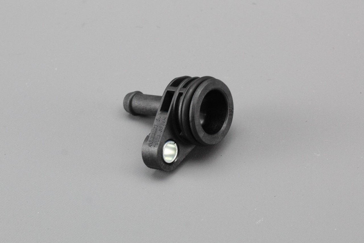 VW Audi Skoda SEAT 2.0 TSI TFSI coolant pipe breather union 06K121143