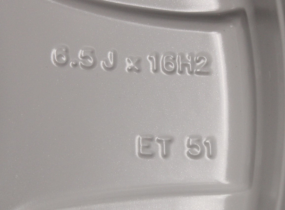 VW Transporter T5 T5.1 16" Miyato alloy wheel (chrome) 7H0601025E Z31