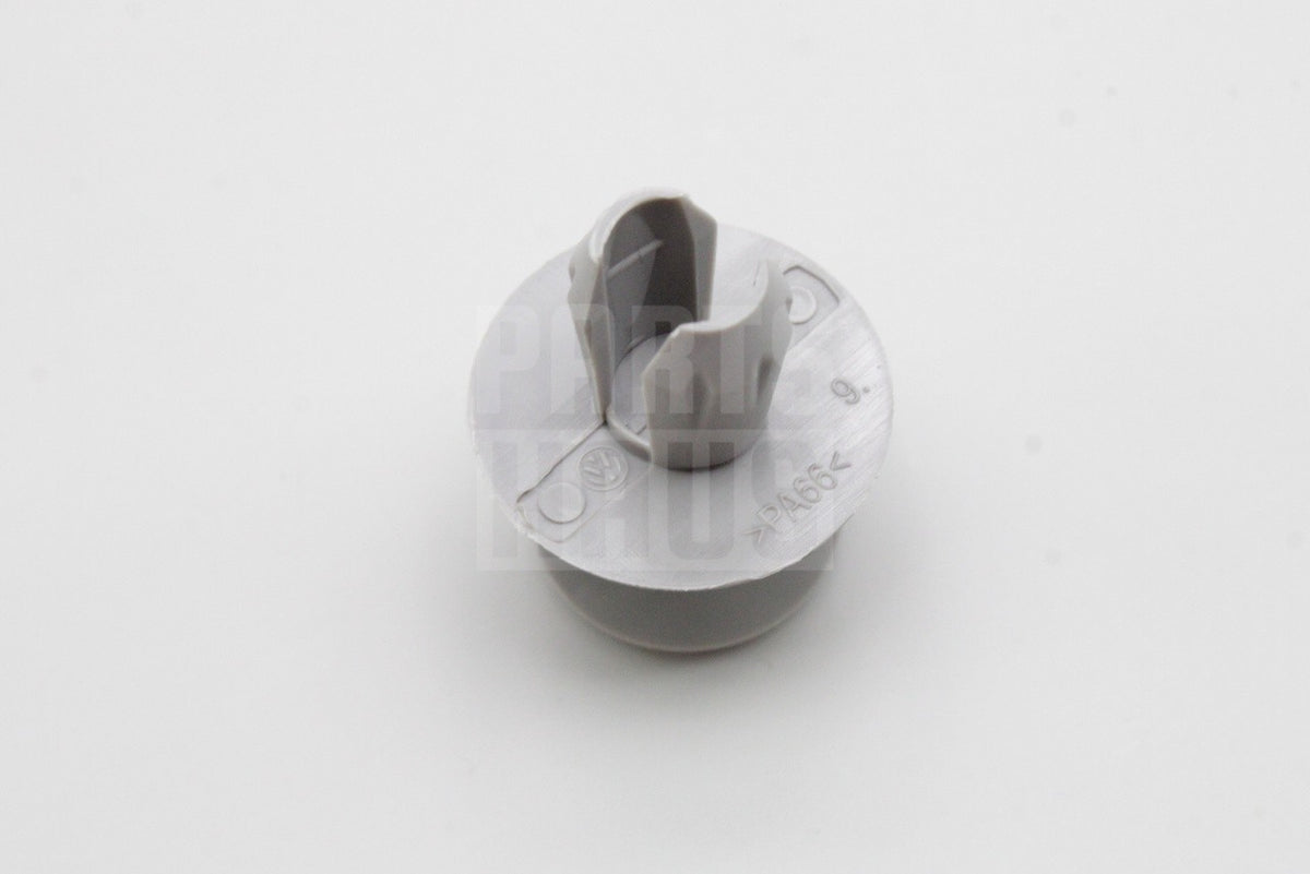 VW Transporter T6 interior trim clip moonrock grey (x5) 7H0867299 92W