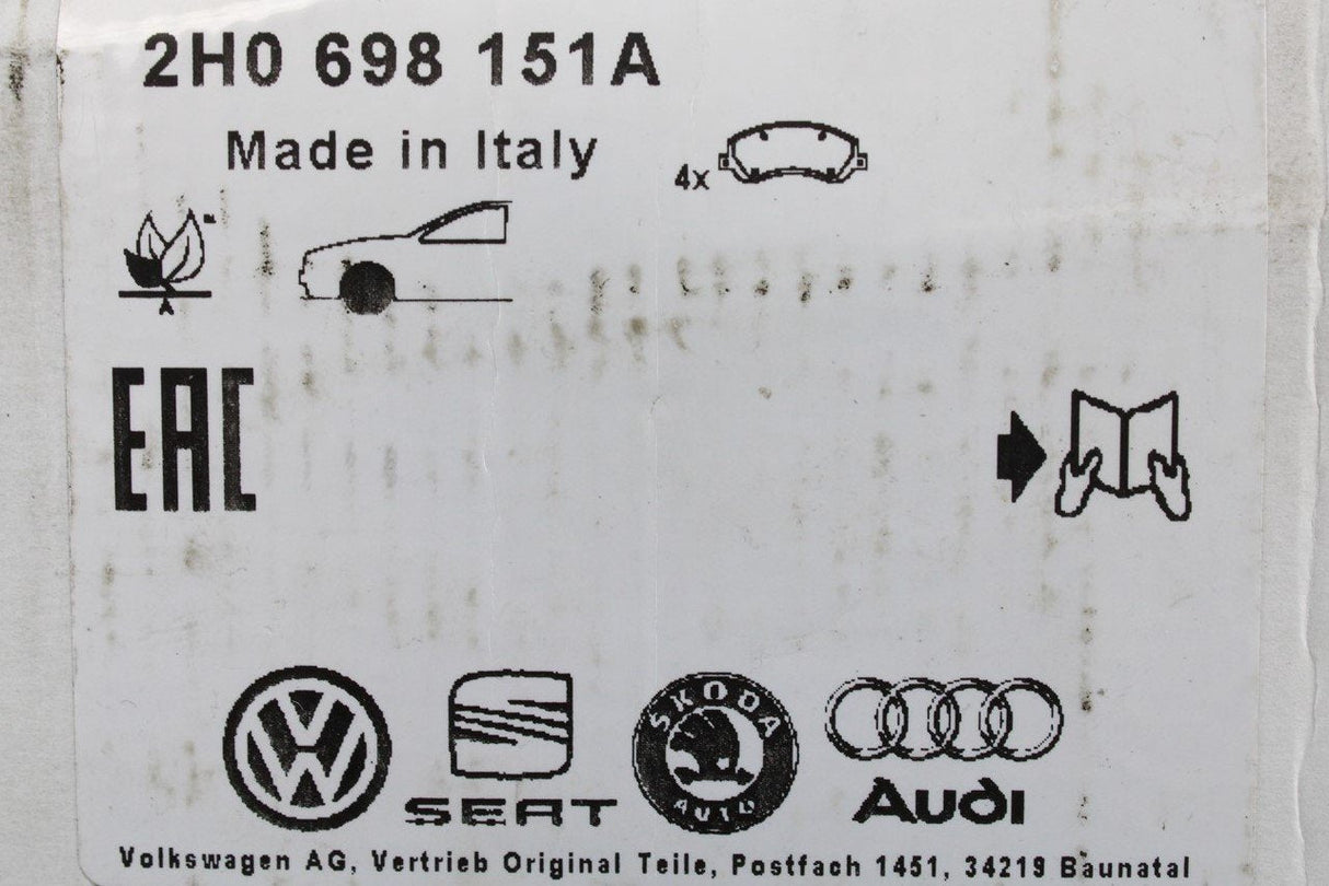 VW Amarok 2010-on brake pads set for 303x28mm discs (front) 2H0698151A