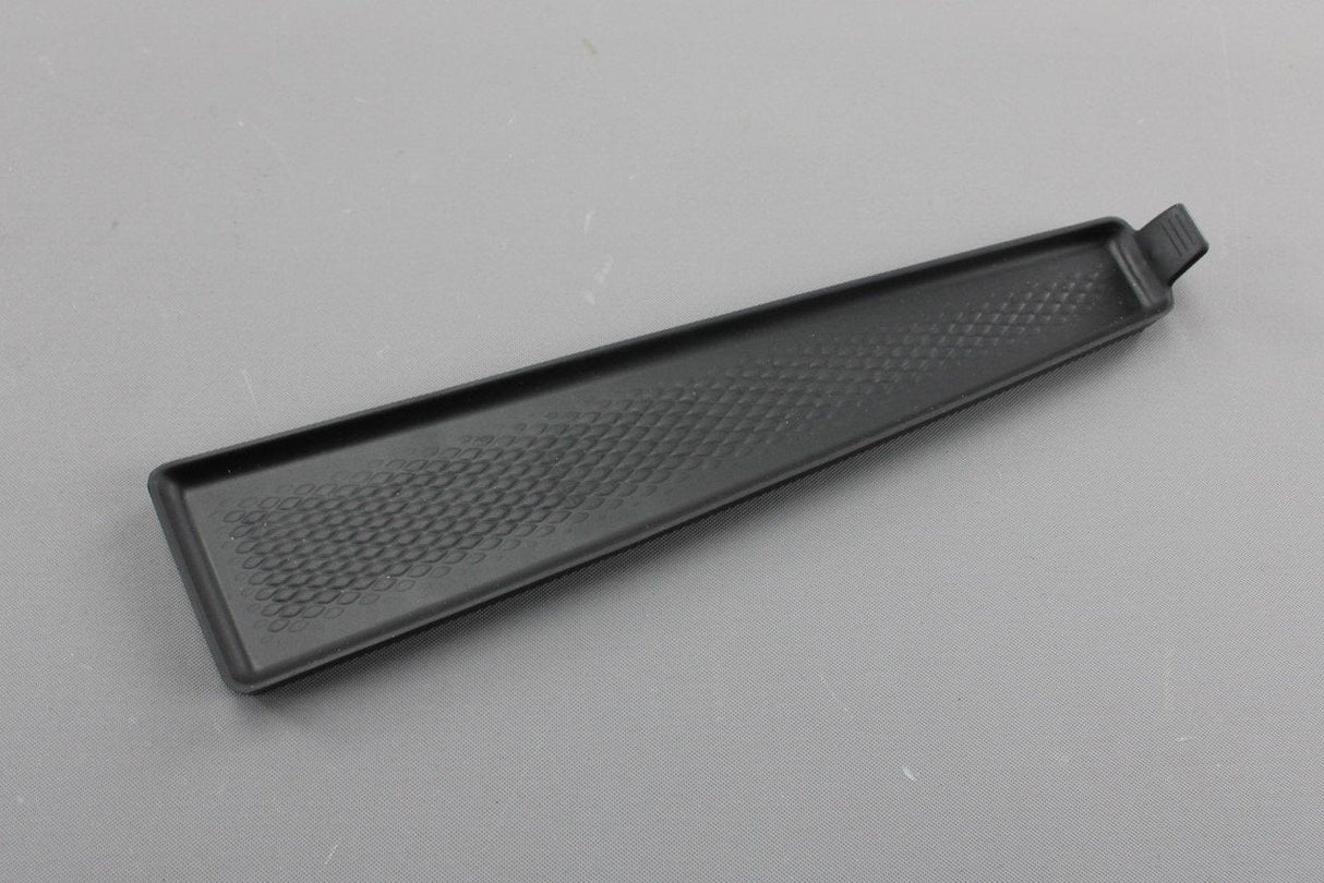 VW Golf MK8 2020-on centre console rubber insert mat 5H2863416A 9B9