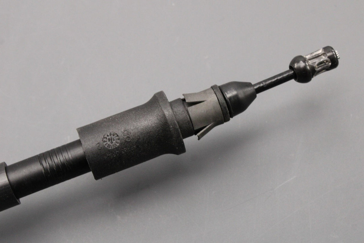 Land Rover Freelander 2 2006-2014 parking brake cable (left) LR014431