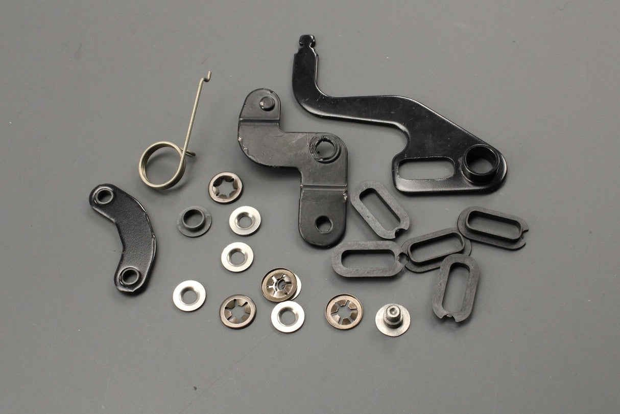 VW Caddy 2009-on seat release repair kit (rear right) 2K5898100