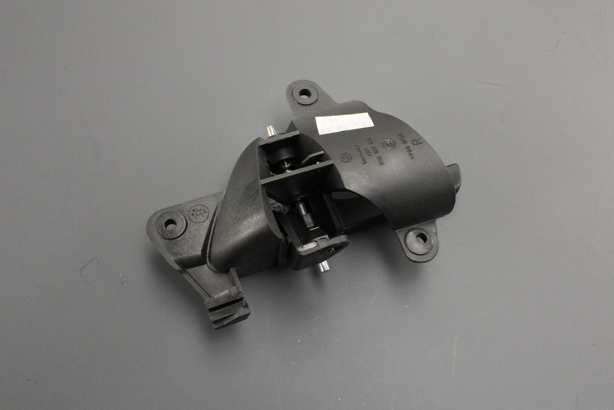 VW Transporter T5 T5.1 03-15 interior door handle (left) 7H0837114 9B9