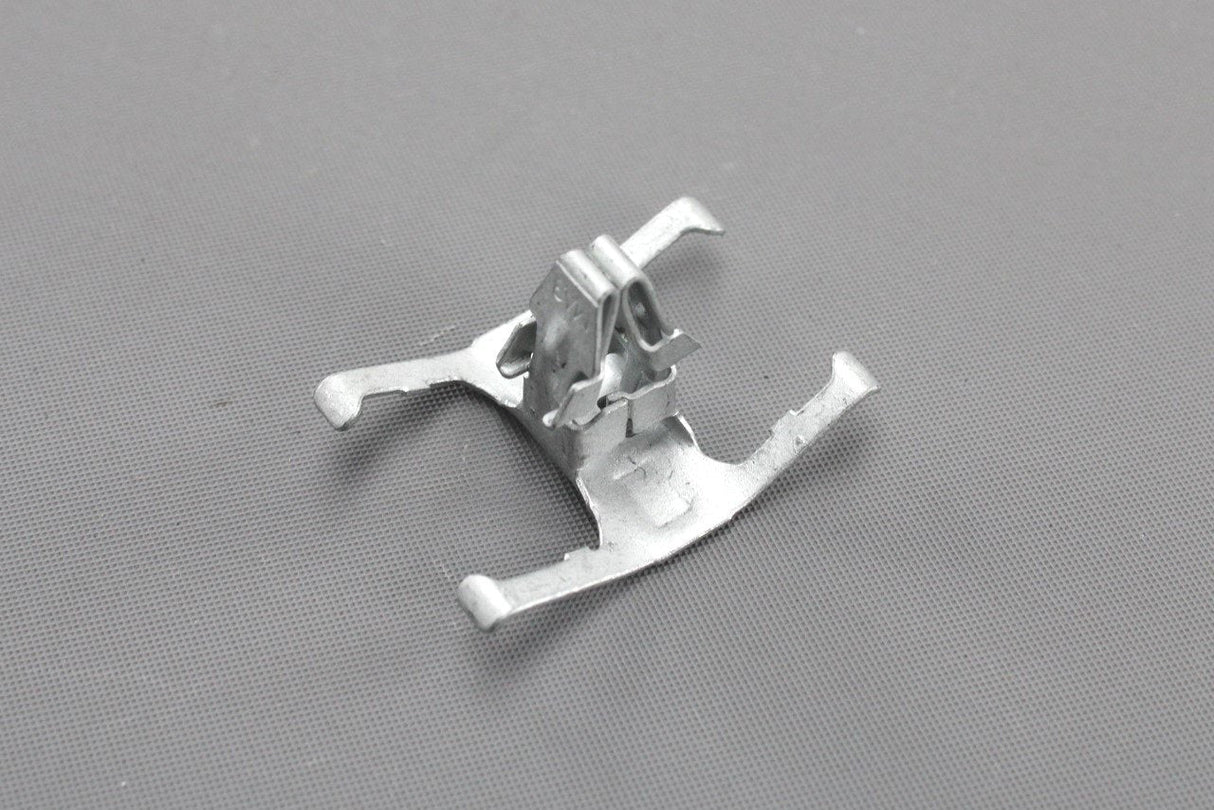 VW Audi Skoda SEAT head / curtain airbag retainer clip (x1) 3C0881090