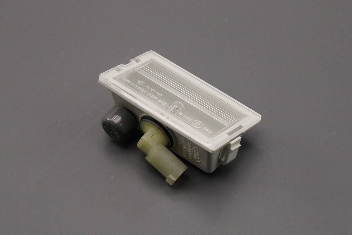 Land Rover Discovery 3 4 Freelander 2 05-16 number plate light XFC500040