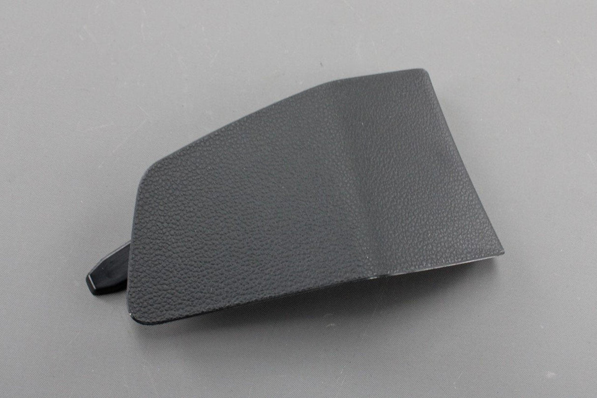 VW Golf MK8 2020-Onward boot lid tail light cover (left) 5H6867747 4PK