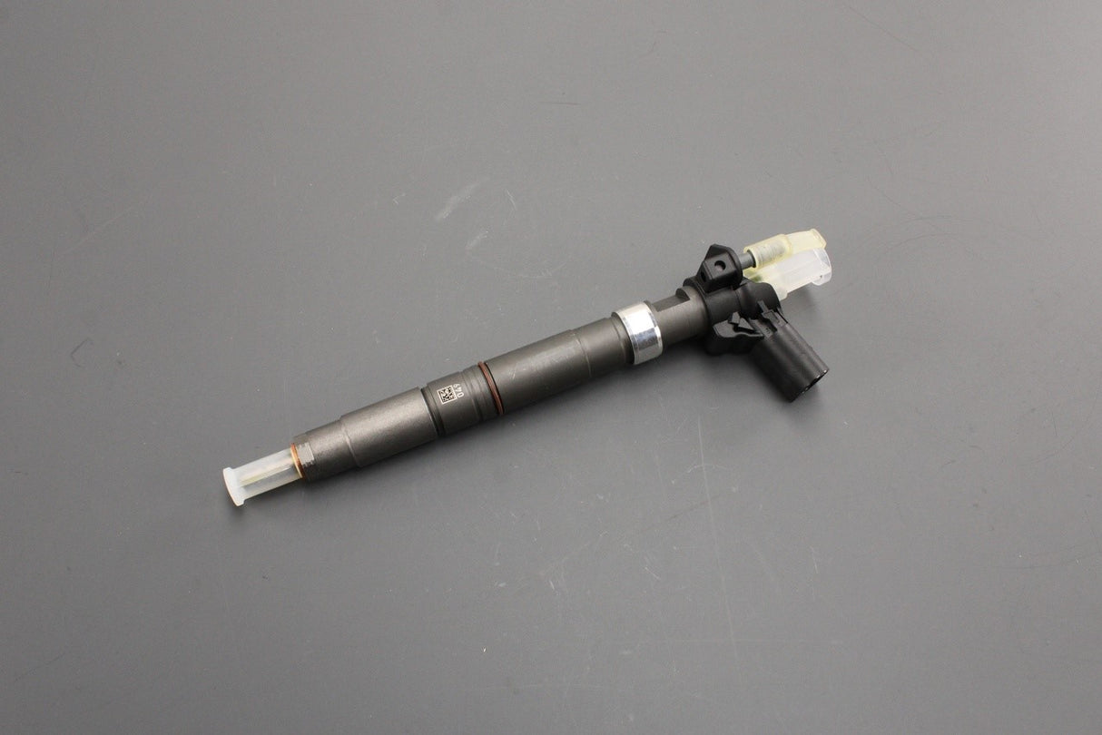 VW Amarok Transporter T5.1 T6 2010-2020 injector (2.0 TDI) 03L130277C