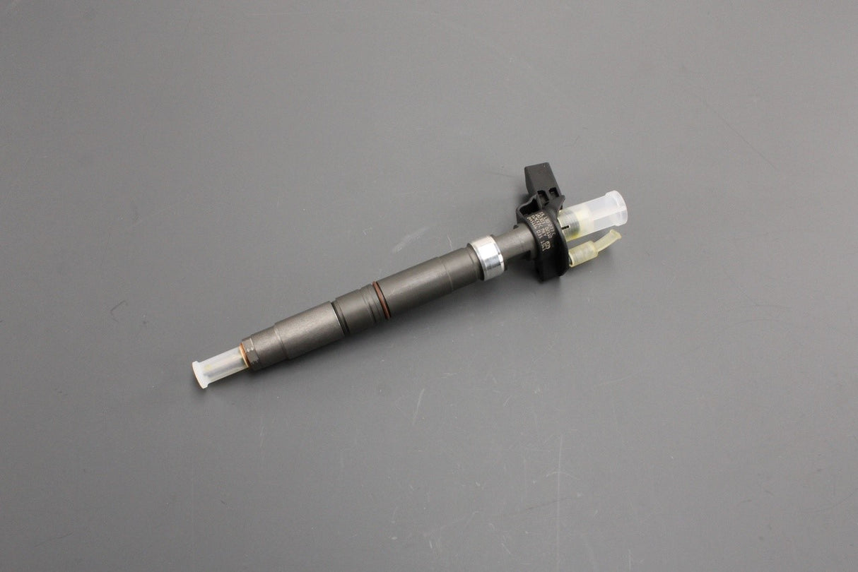 VW Amarok Transporter T5.1 T6 2010-2020 injector (2.0 TDI) 03L130277C