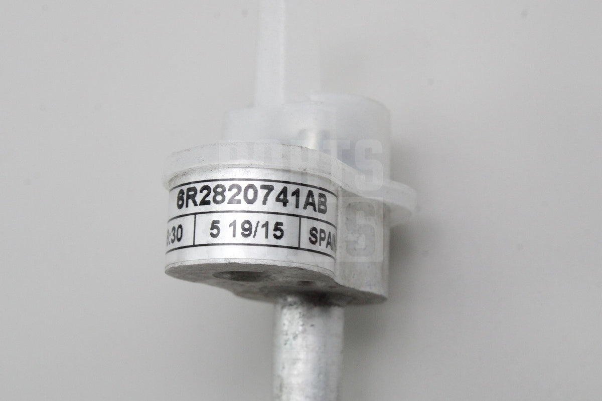 VW Polo 6R Audi A1 Skoda Fabia SEAT RHD refrigerant line