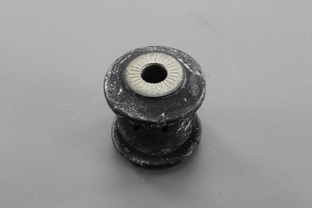 VW Audi Skoda SEAT lower suspension arm rubber bush (front) 5Q0407182