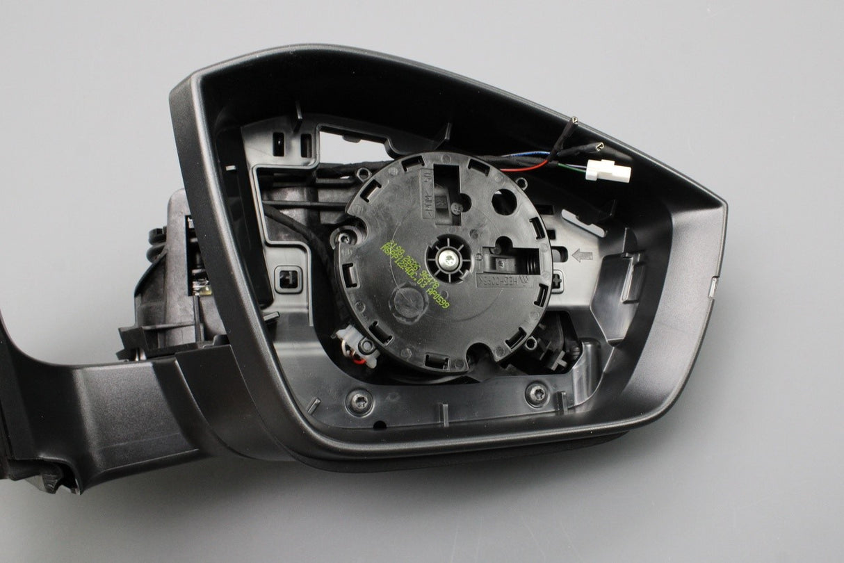 Skoda Scala Kamiq 2019-on RHD wing mirror housing (right) 657857508K