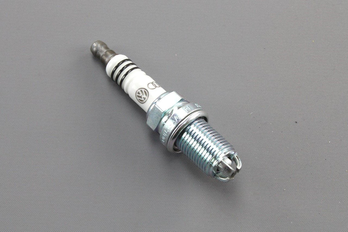 VW Audi Skoda SEAT 1.4-2.0 MPI spark plugs set (x4) 101000033AA