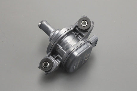 Toyota C-HR Corolla Hilux Lexus RX auxiliary water pump 161B0-47010