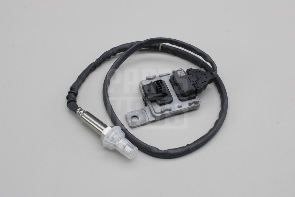 VW Touareg 2011-12 Audi Q7 2010-15 3.0 TDI exhaust NOx sensor 059907807R