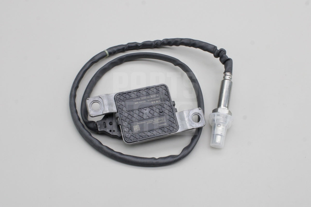 VW Touareg 2011-12 Audi Q7 2010-15 3.0 TDI exhaust NOx sensor 059907807R
