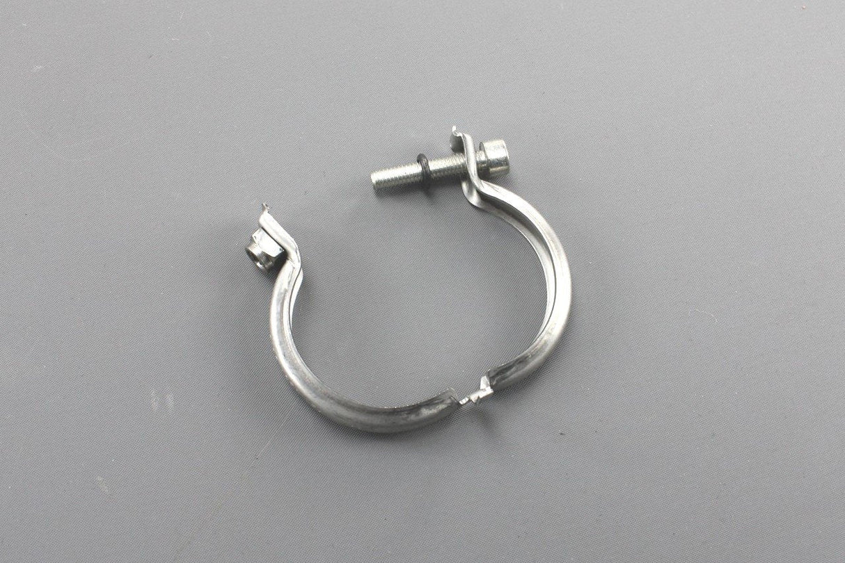 VW Amarok Touareg Audi Q7 EGR cooler pipe clamp (3.0 TDI) 059131548E
