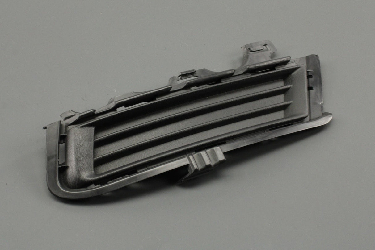 VW Golf MK7 2013-2017 fog light grille (left) 5G0853211D 9B9