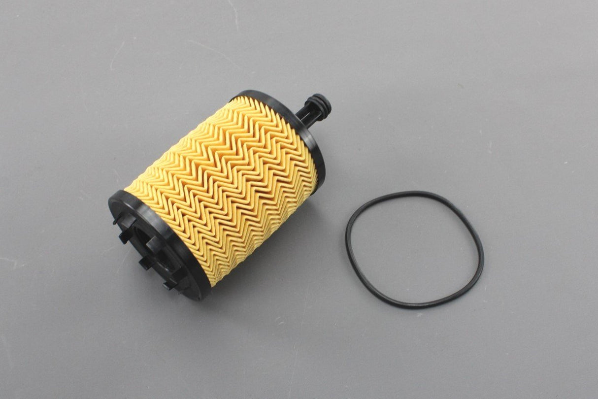 VW Golf MK4 MK5 R32 R36 Touareg Passat oil filter for VR5 VR6 070115562