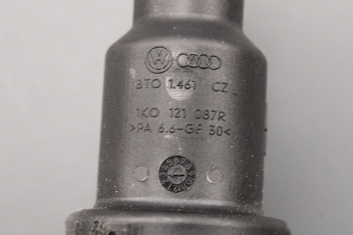 VW Audi Skoda SEAT 1.8 2.0 TFSI coolant thermostat housing 1K0121087R