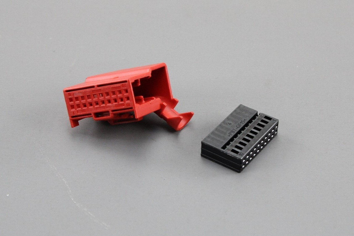 VW Audi Skoda SEAT flat contact housing with locking mechanism 8E0972420